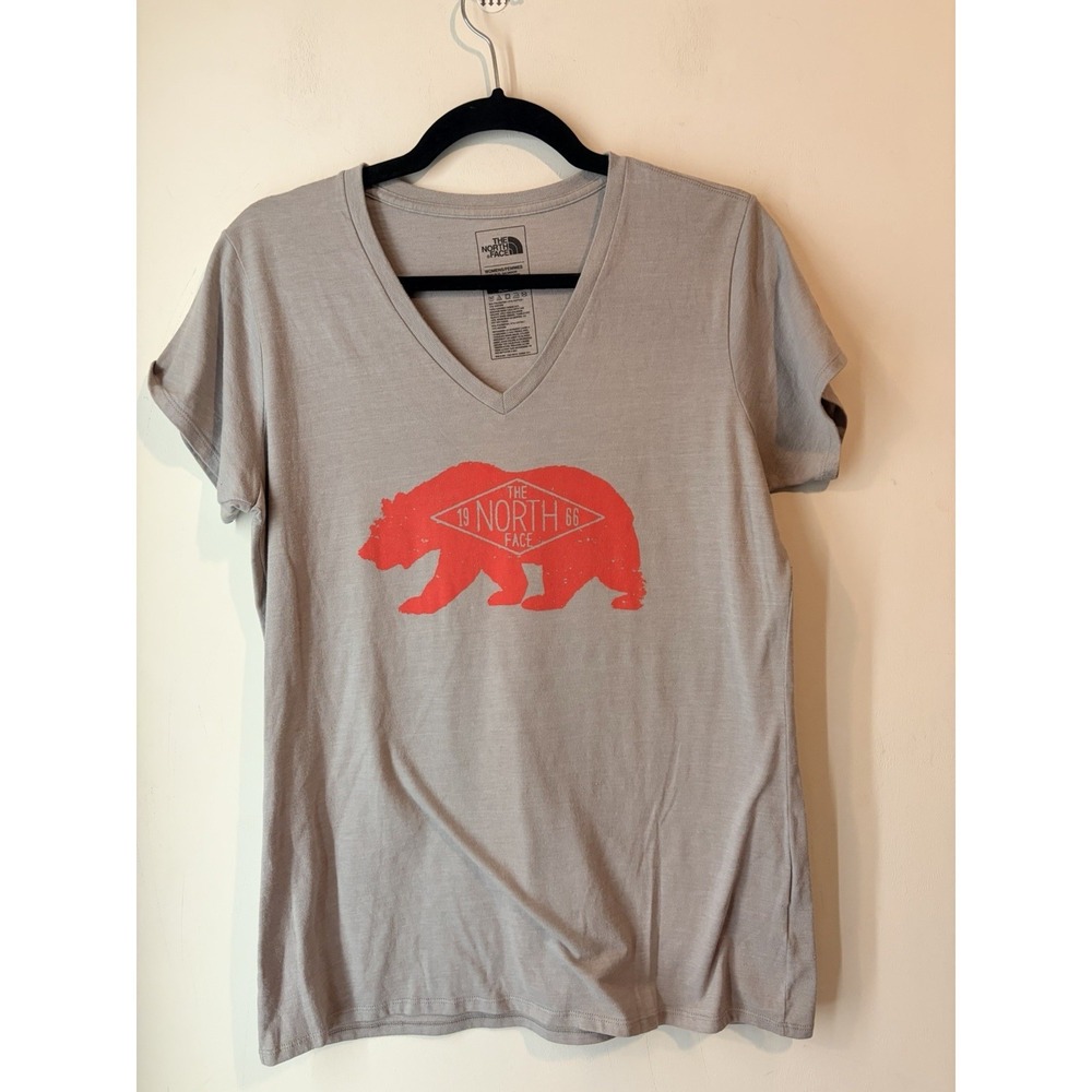 The North Face Bear Graphic‎ V Neck Tee Womens Large Gray Outdoor Slim Fit
